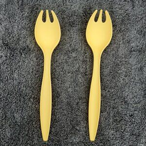 Tupperware Salad Forks Harvest Gold(2)